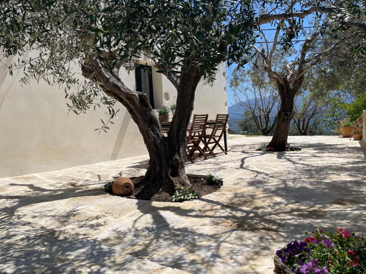 Petra & Elia Villa Megala Chorafia Exteriör bild